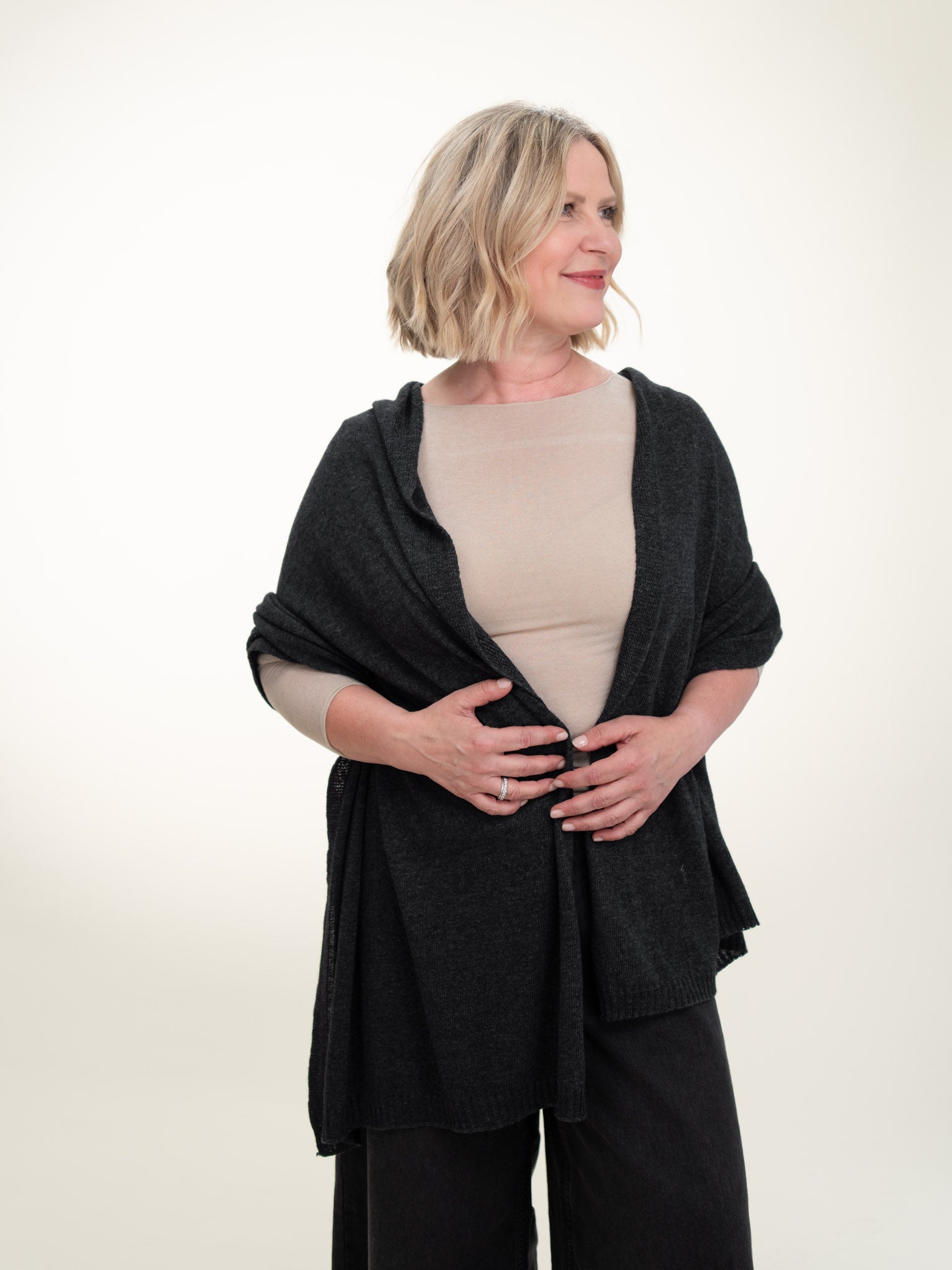 Roma Layering Cashmere Blend Shawl Anthracite Dark Gray